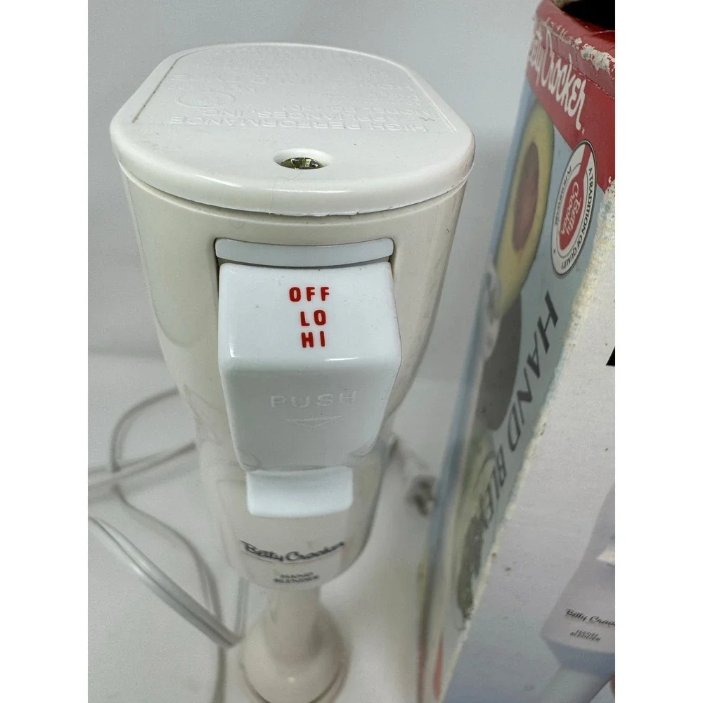 Betty Crocker Hand Blender BC 1301 White‎ 2 Speed Immersion Stick Mixer Tested